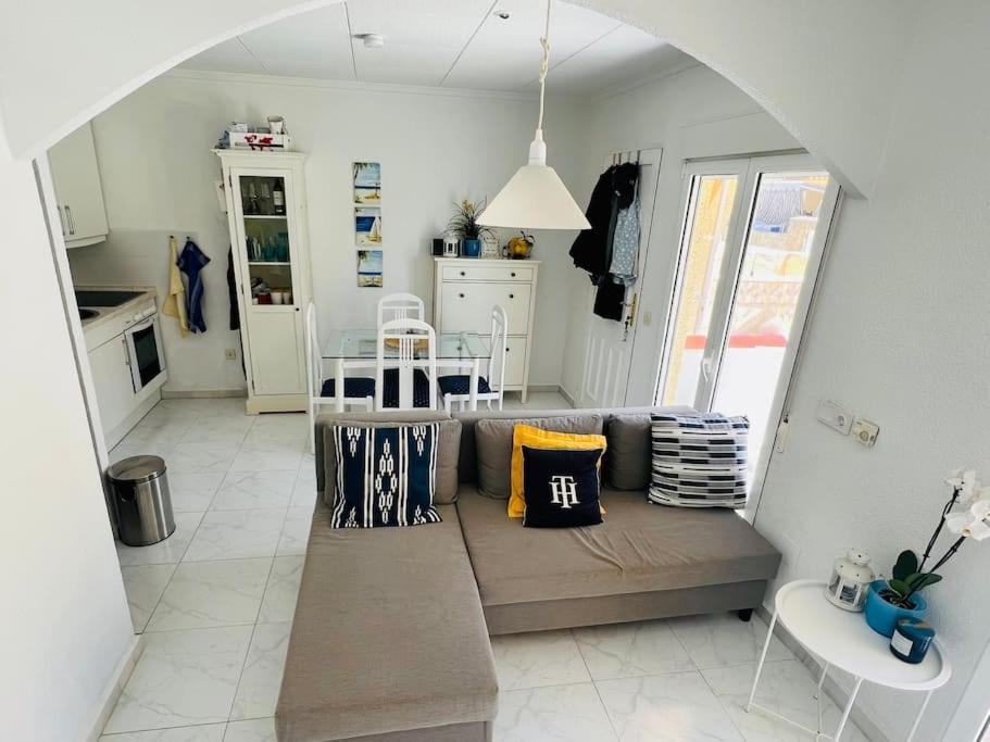 הוילה אליקאנטה Sunny, South-Facing & Welcoming מראה חיצוני תמונה